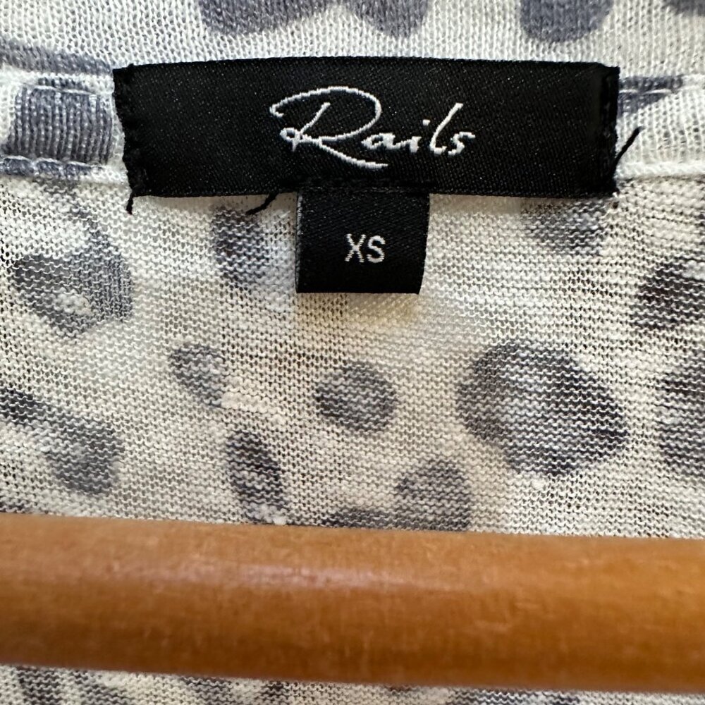 Rails Roman Leopard Print Shirt Short Sleeves Boxy Fit Gray Black Casual Size XS - Picture 3 of 5